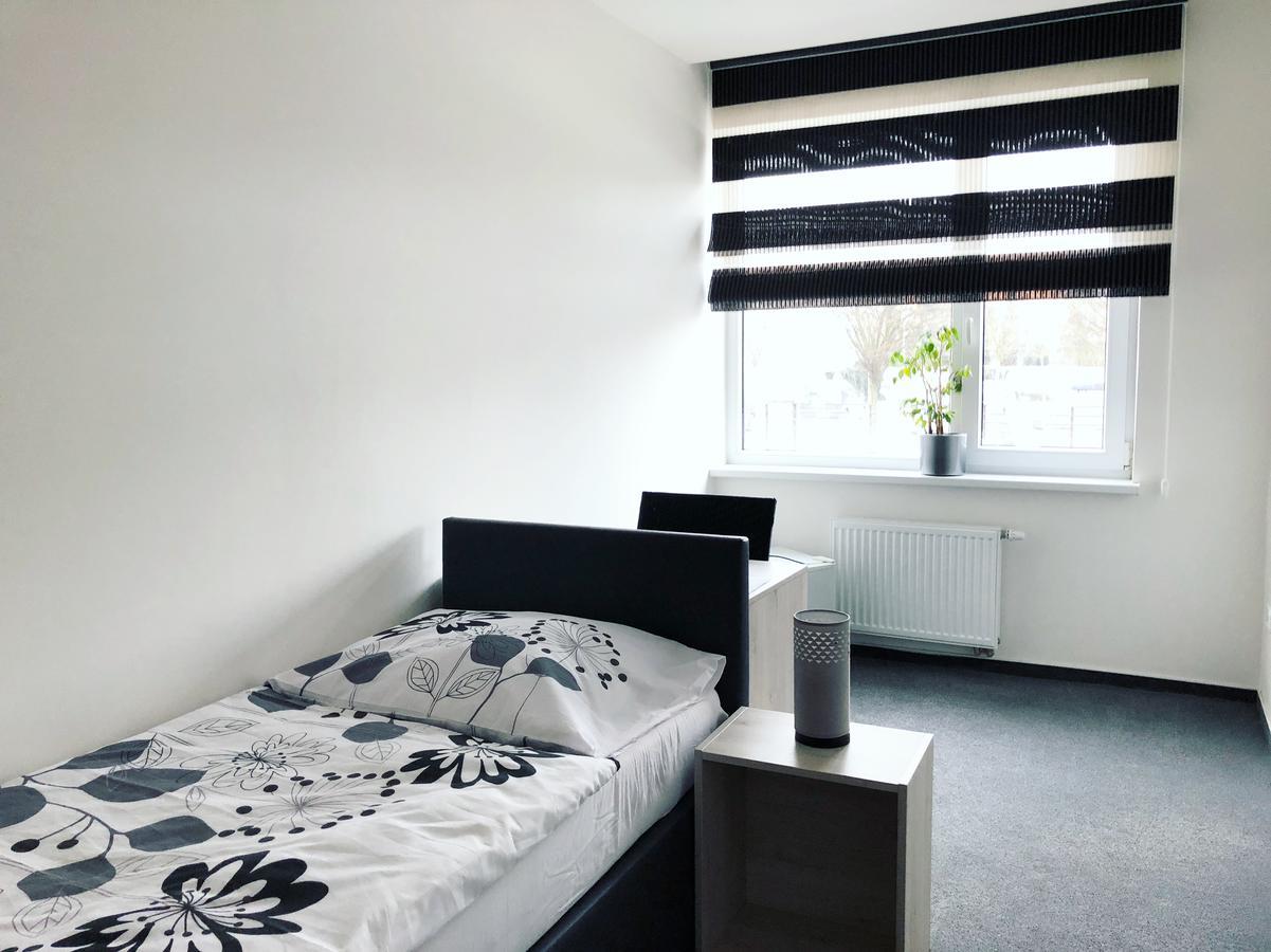 Penzion Dmz Ostrava Bagian luar foto